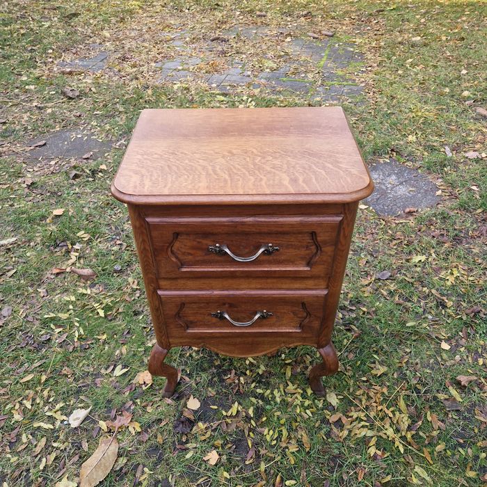 Piękna stylowa komoda dębowa