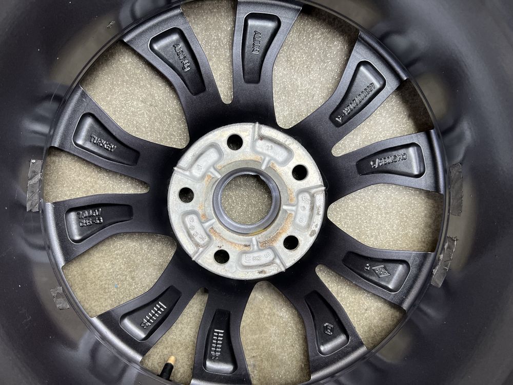 Диски R17 5 114.3 et43 J7 Оригінал Renault Megane 4 kajar рено scenic