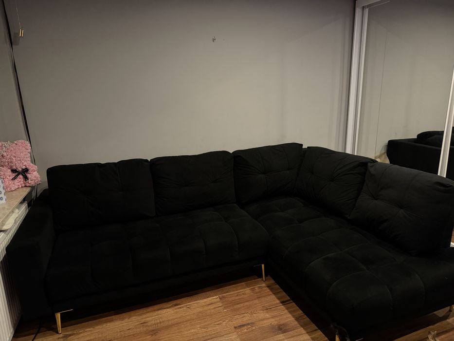 Narożnik z funkcją spania czarny/złote nożki