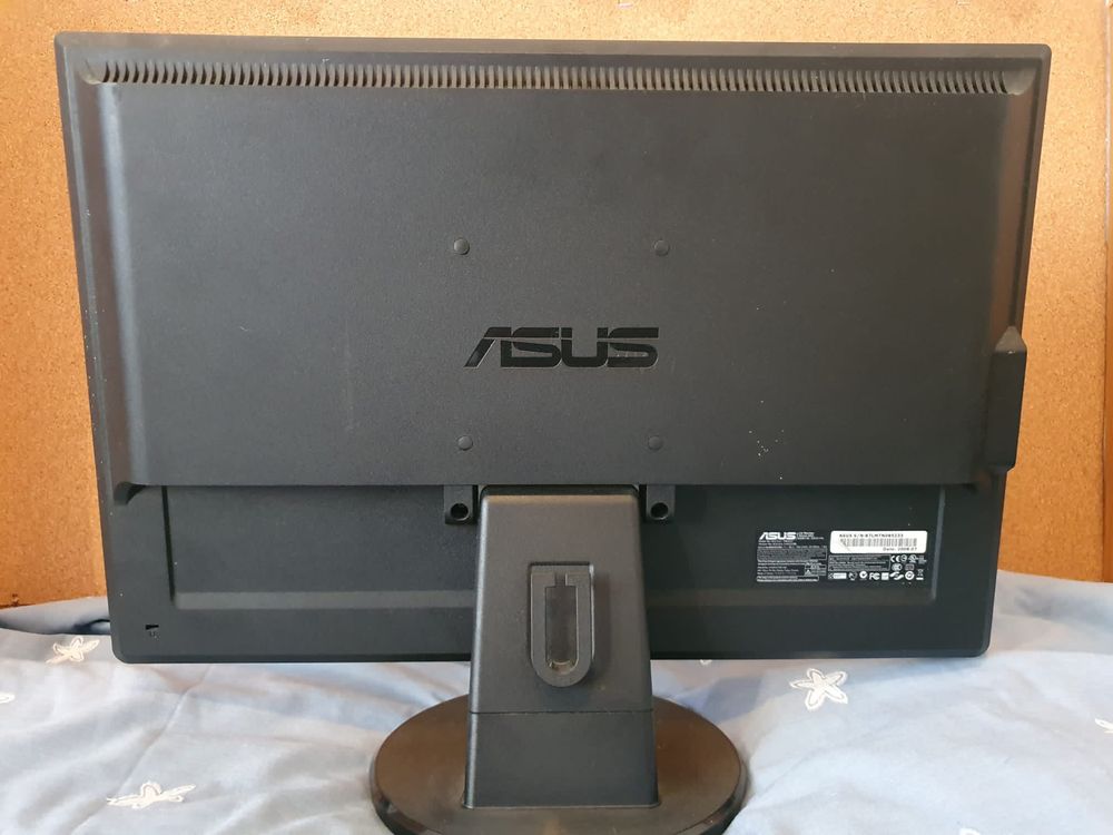 Monitor Asus VGA (usado, estado bom)