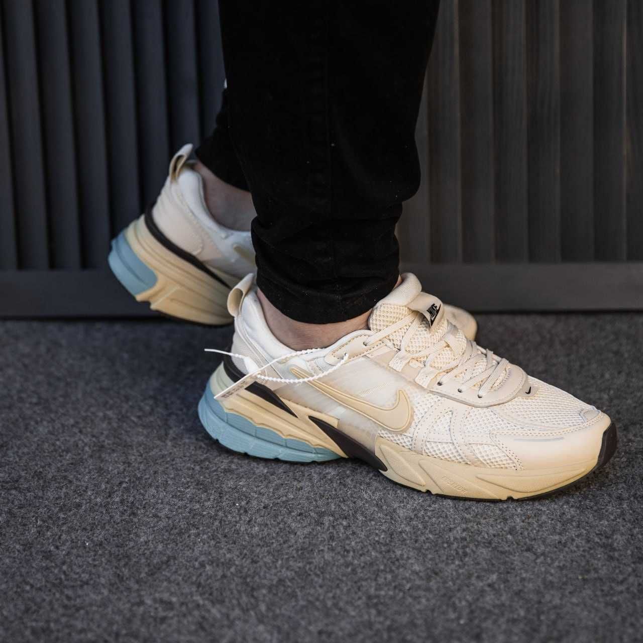 Кроссовки Nike Runtekk Double Beige/Blue