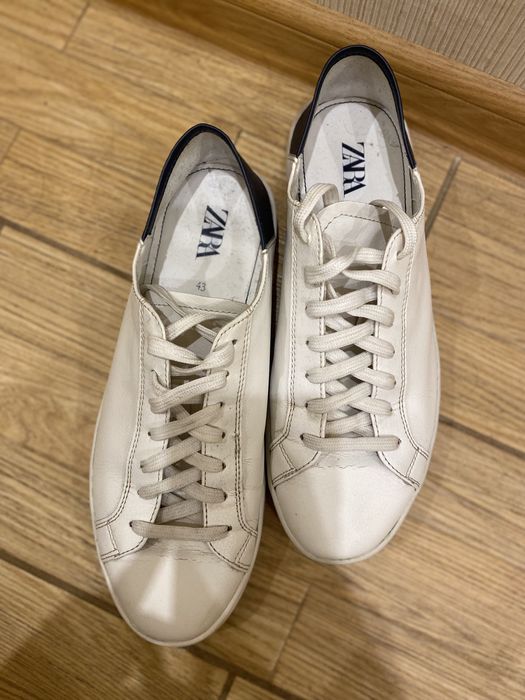 Кросівки Zara