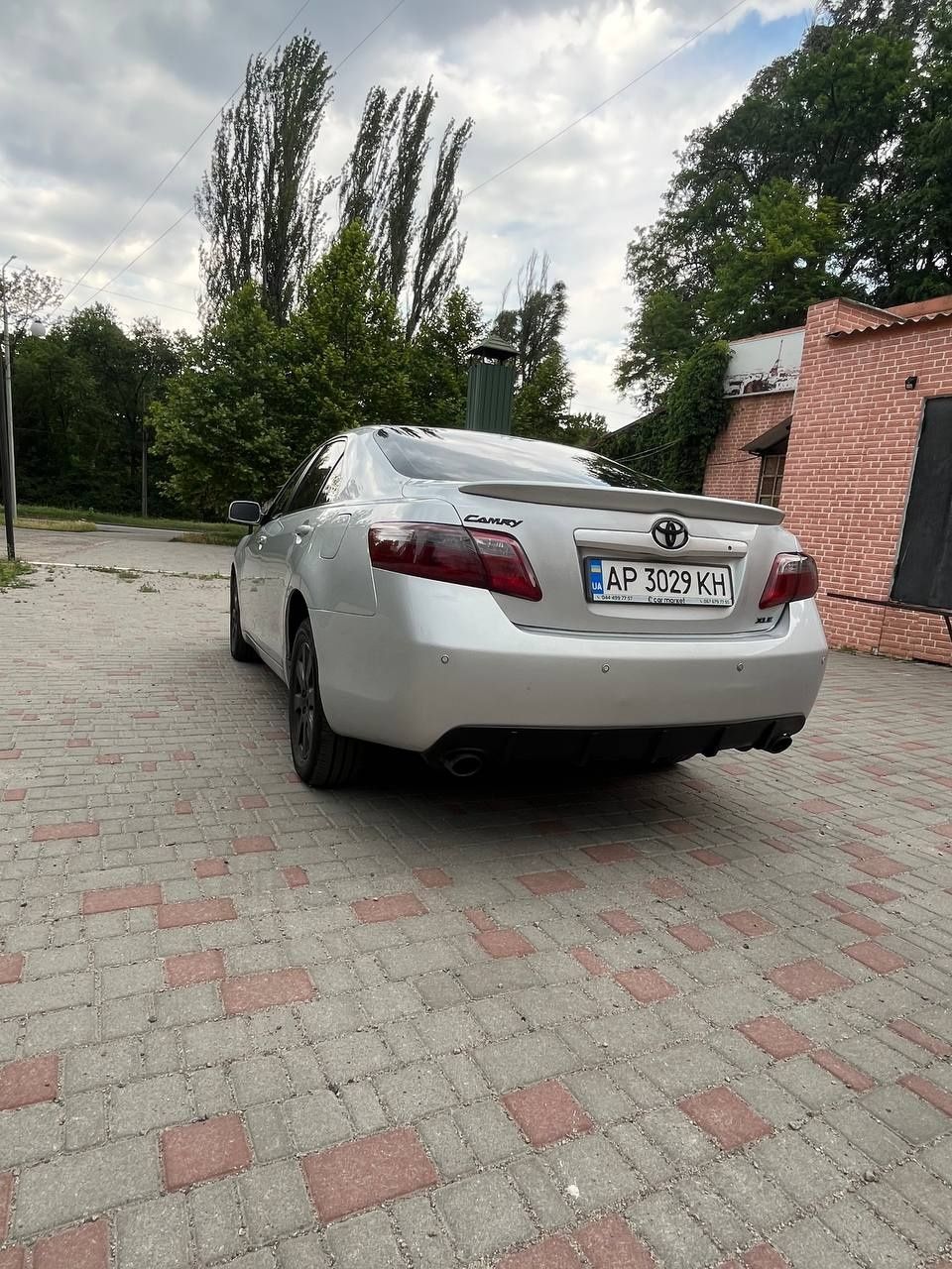 Продам Камри 40.