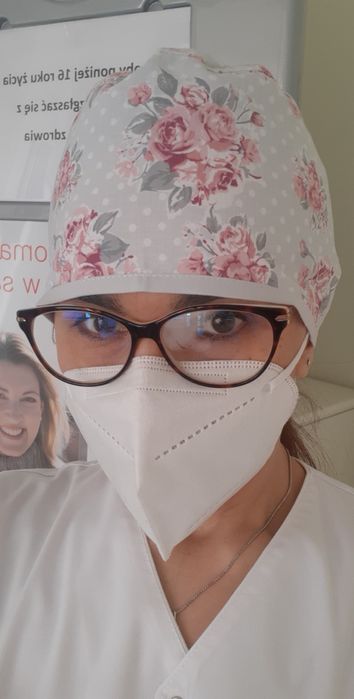 Czepki- rozm.uniwersalny