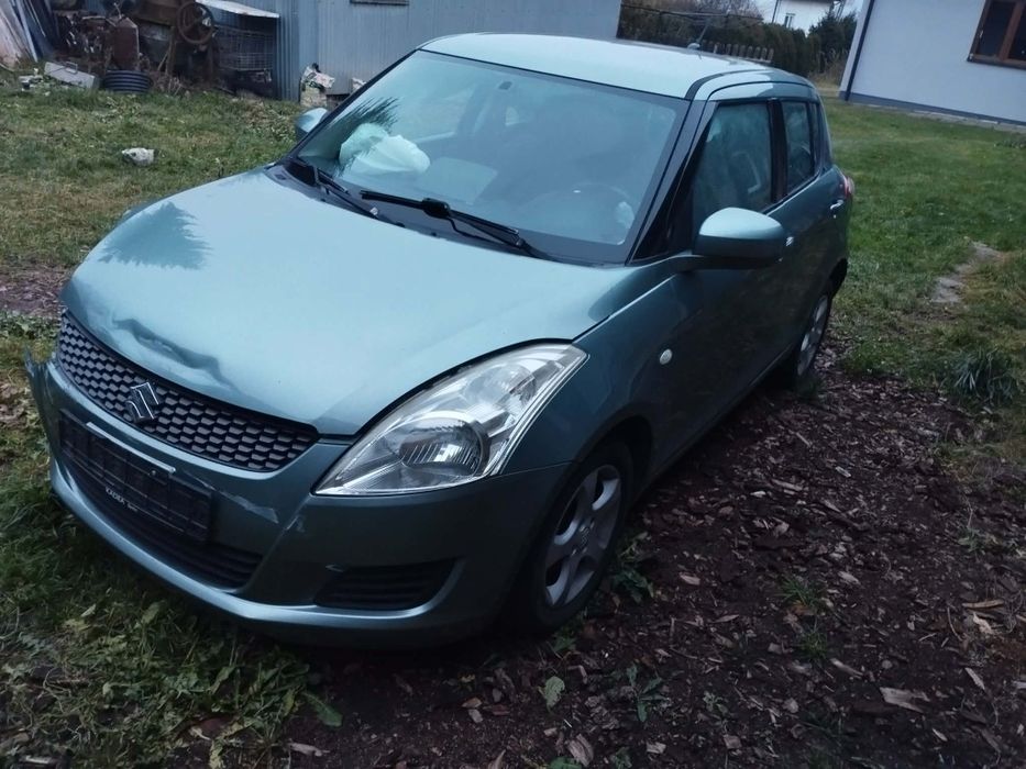 Sprzedam Suzuki Swift uszkodzony