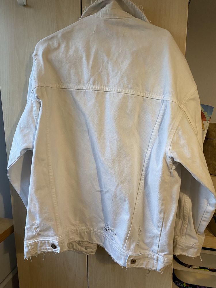 Biala kurtka jeansowa katana Zara S