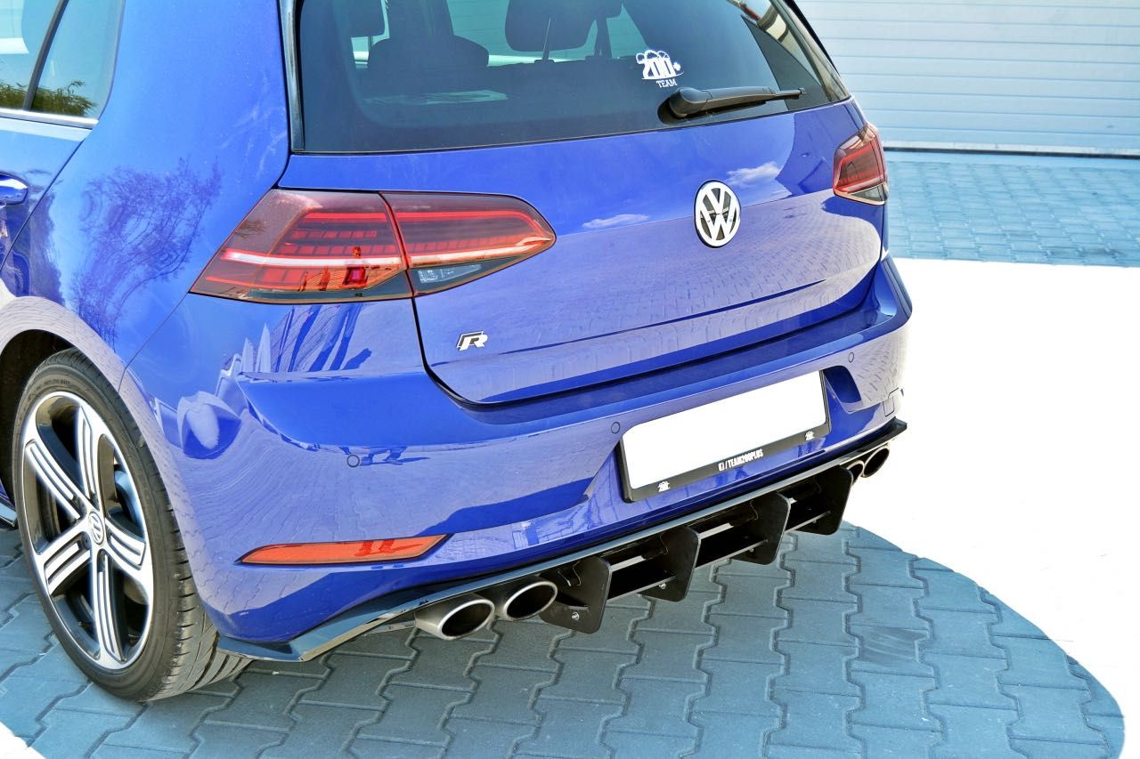 Диффузор на задний бампер Volkswagen Golf 7 GTI  накладка на бампер