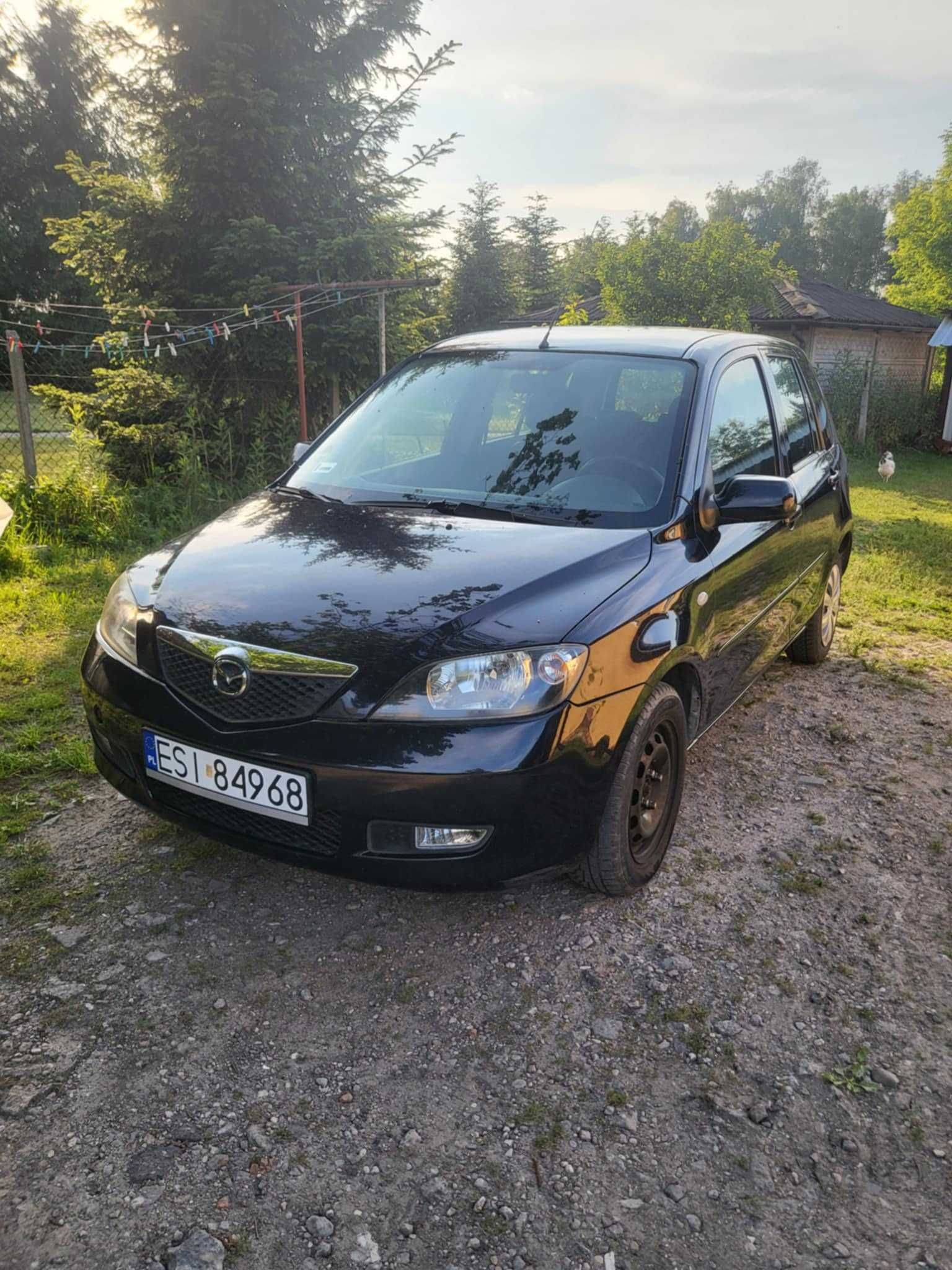sprzedam auto mazda 2005 r.