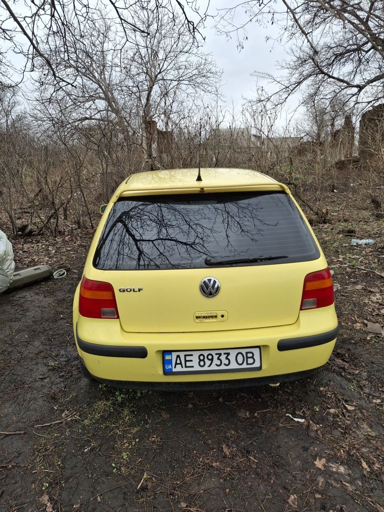 Volkswagen Golf 4