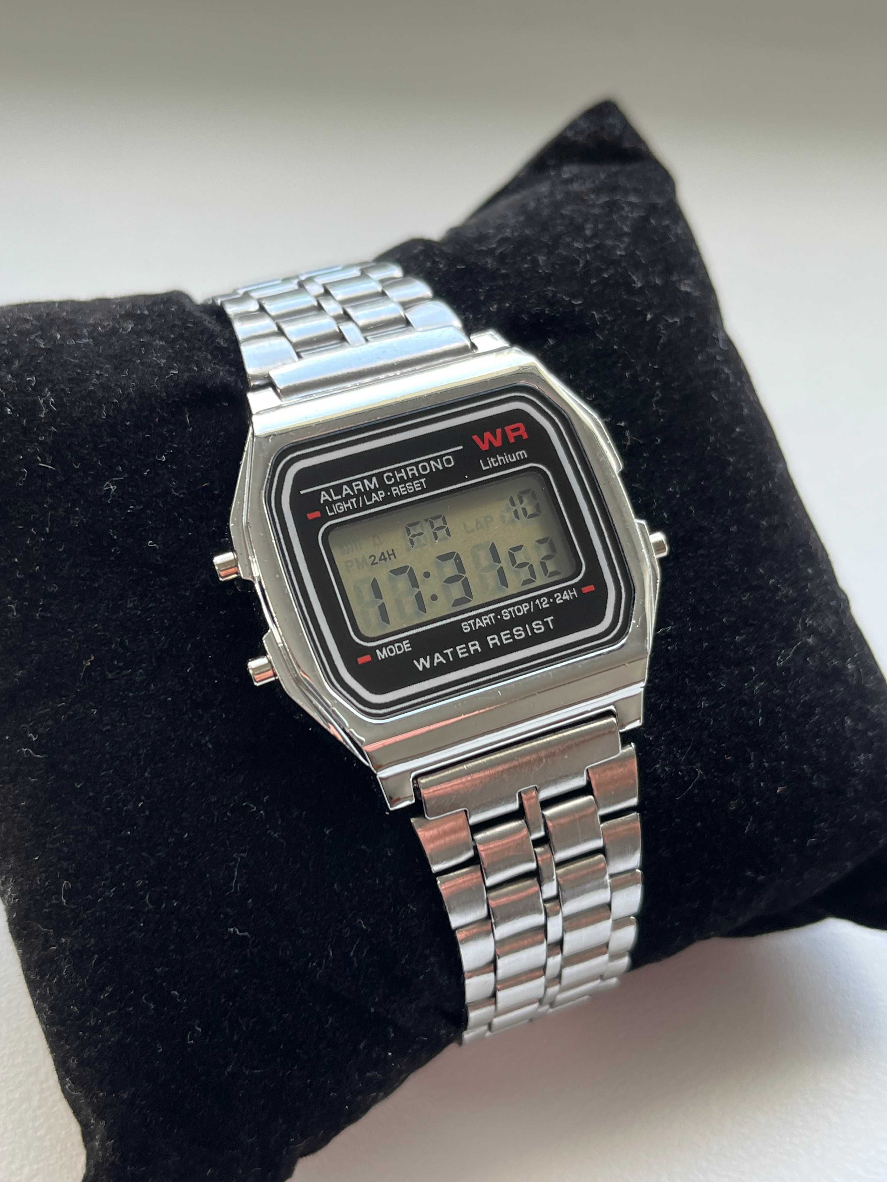 NOWY Srebrny Zegarek Retro w stylu Casio