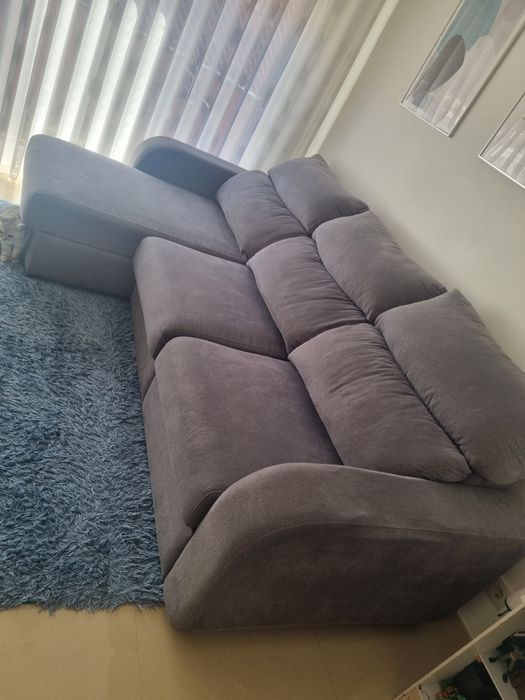 Sofá cama com chaise longe