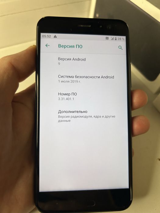Мобильный телефон , смартфон htc u11 4/64