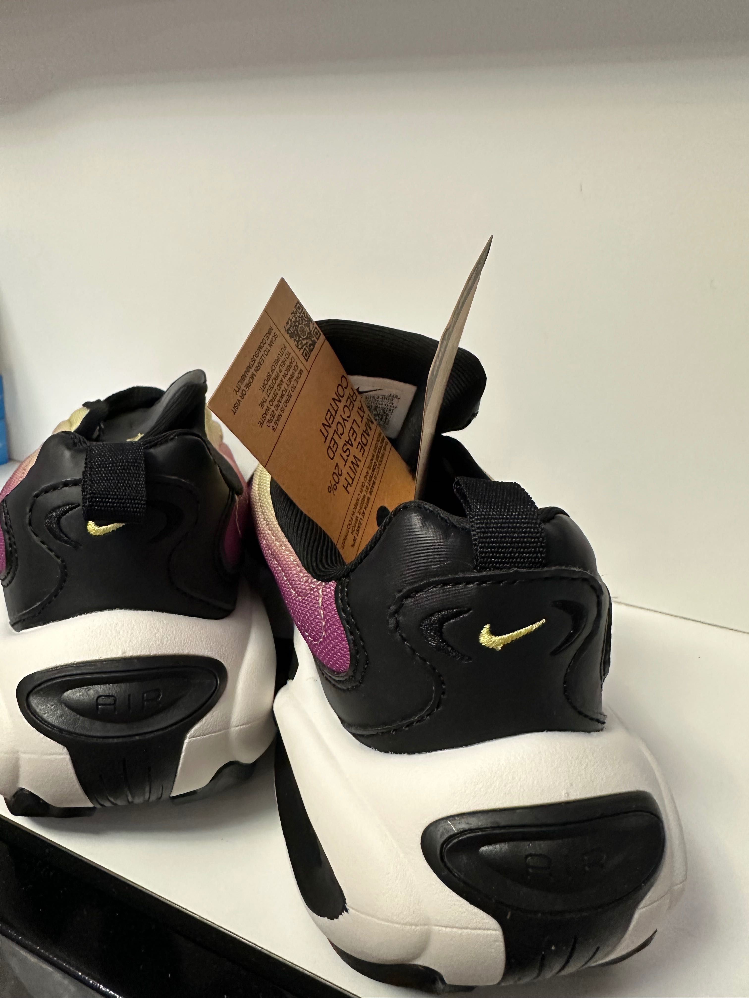 Жіночі кросівки W NIKE AIR MAX PORTAL 38,40