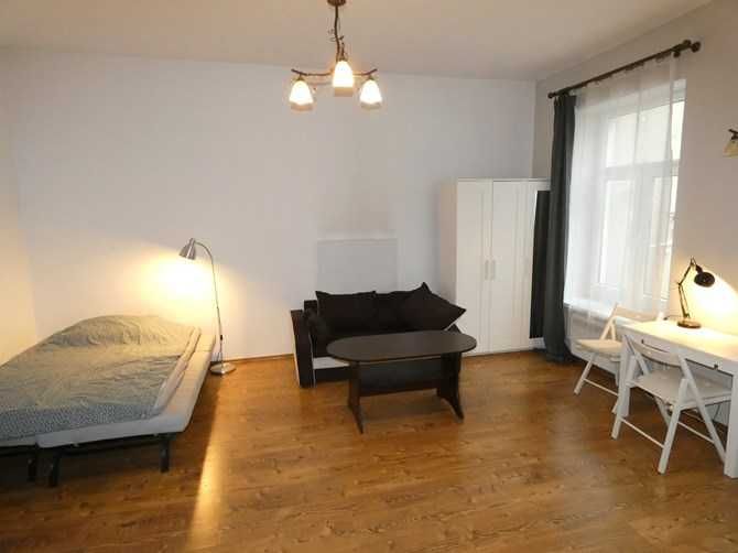 Jaracza 5, Śródmieście, słoneczna kawalerka, BRAK PROWIZJI