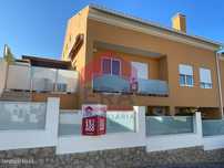 Moradia T3+2 perto de praias