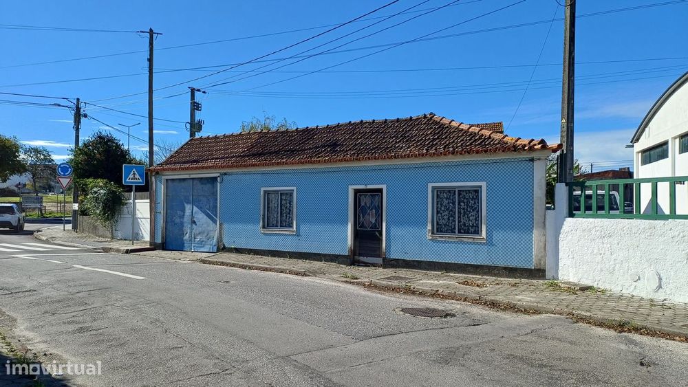Moradia Térrea para Reconstrução em São Bernardo, Aveiro