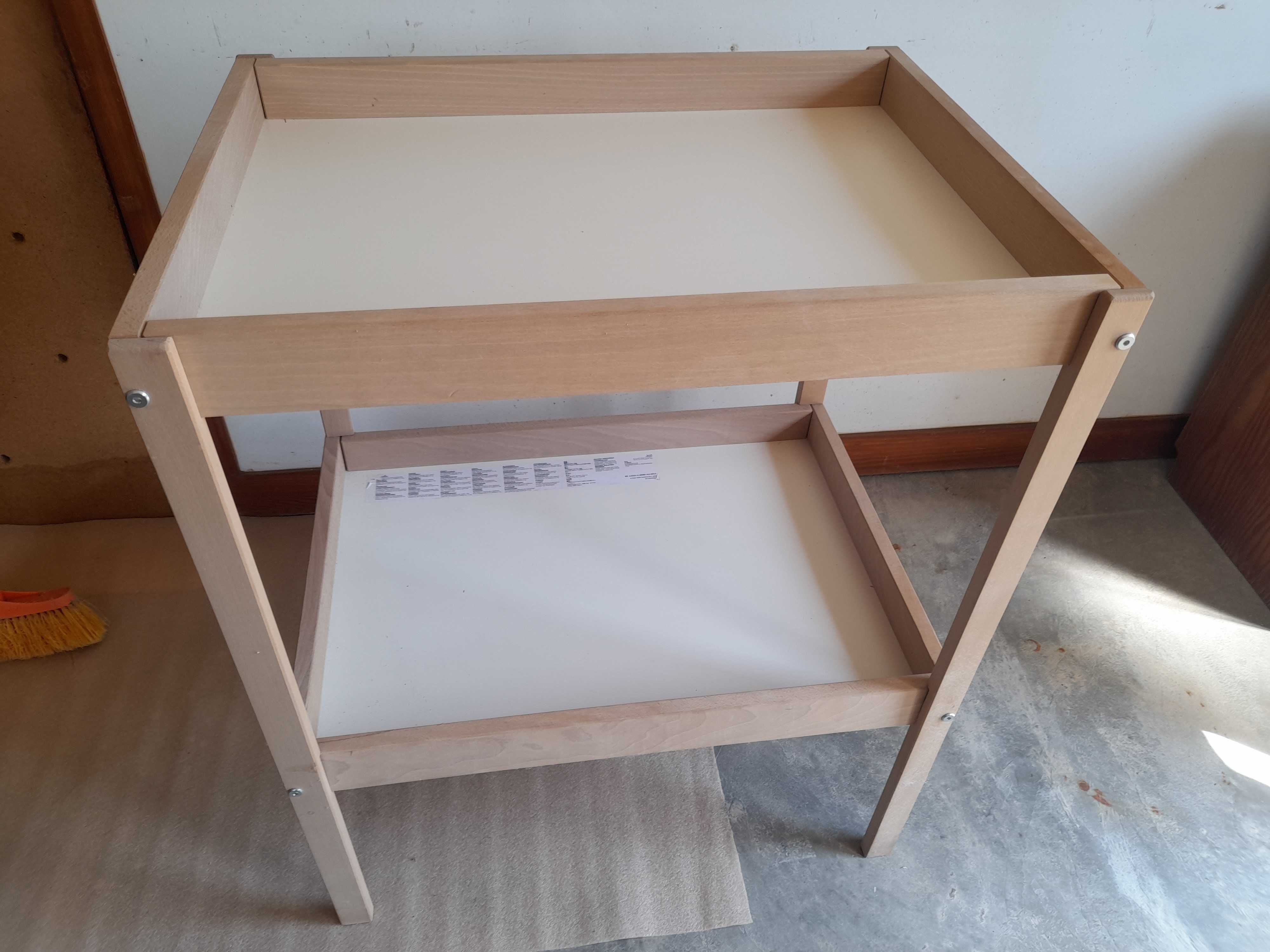 Trocador/Muda Fraldas Sniglar (IKEA)