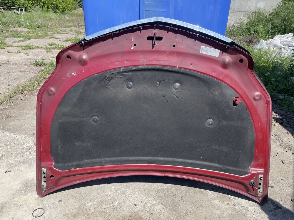 Капот Cadilac SRX 2009-16 гг есть несколько штук