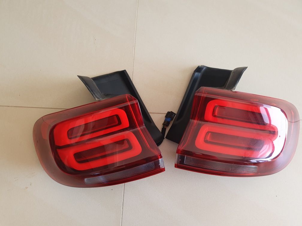 Citroen C5 aircross lampa prawy tył tylna prawa kompletna