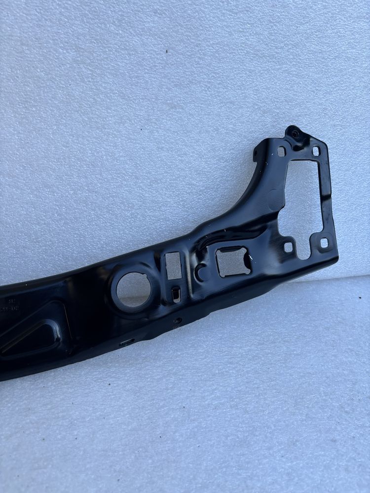 BMW X1 F48 X2 F39 pas przedni górny wzmocnienie zderzaka przód