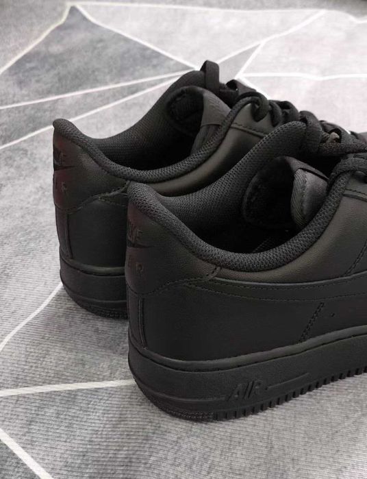 Buty meskie Trampk Nike Air Force 1 Low '07 Black R.42