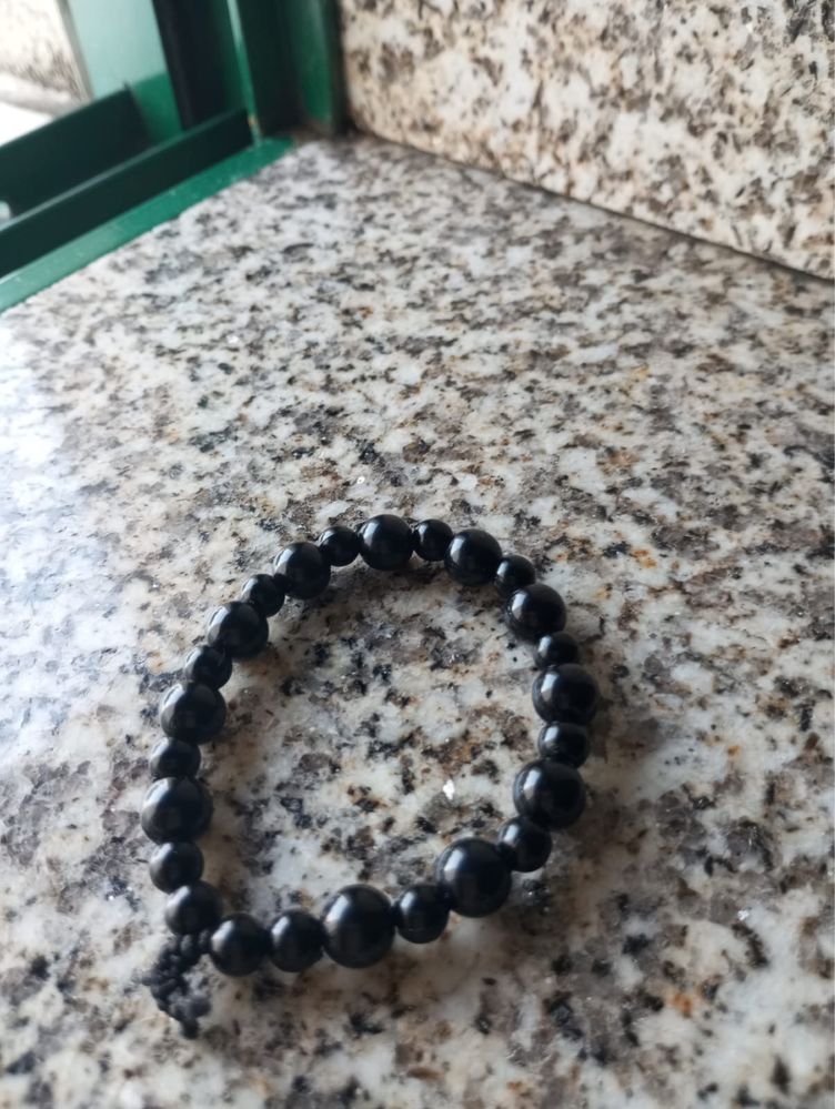 Lindas pulseiras e colares