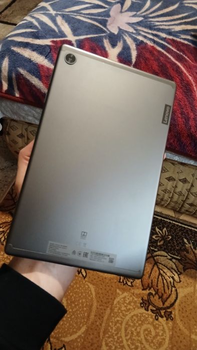 Lenovo tab m10 FHD PLUS 4/128