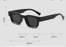 Oculos de sol novos e lindos… retro…