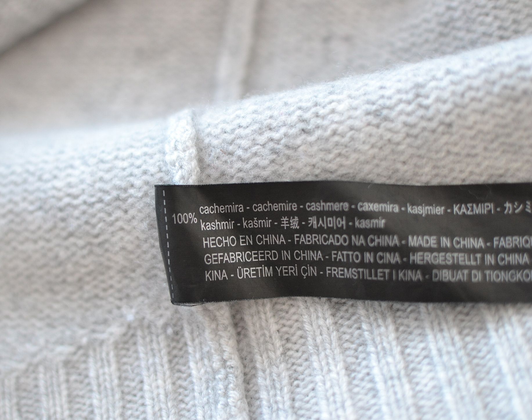 Кашемировый свитер Zara