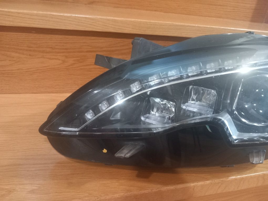 Farol optica frente esquerda original Peugeot 308 II ano 2013 a 2021