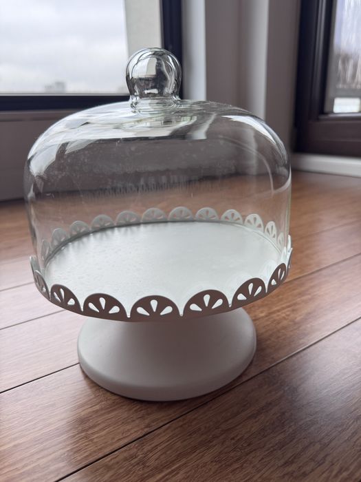 Patera na ciasto ze szklana  pokrywka