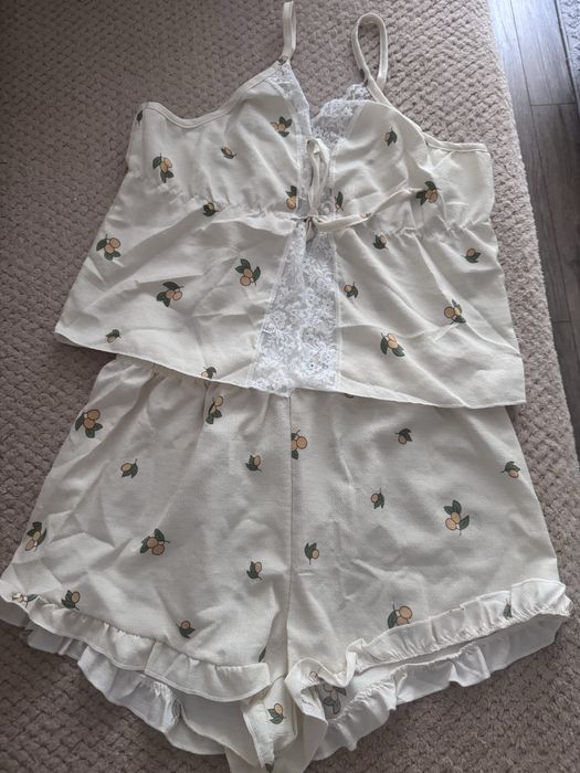 Піжама.          .