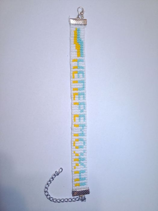 Вироби з бісеру, патріотичні вироби з бісеру, амігурумі з бісеру