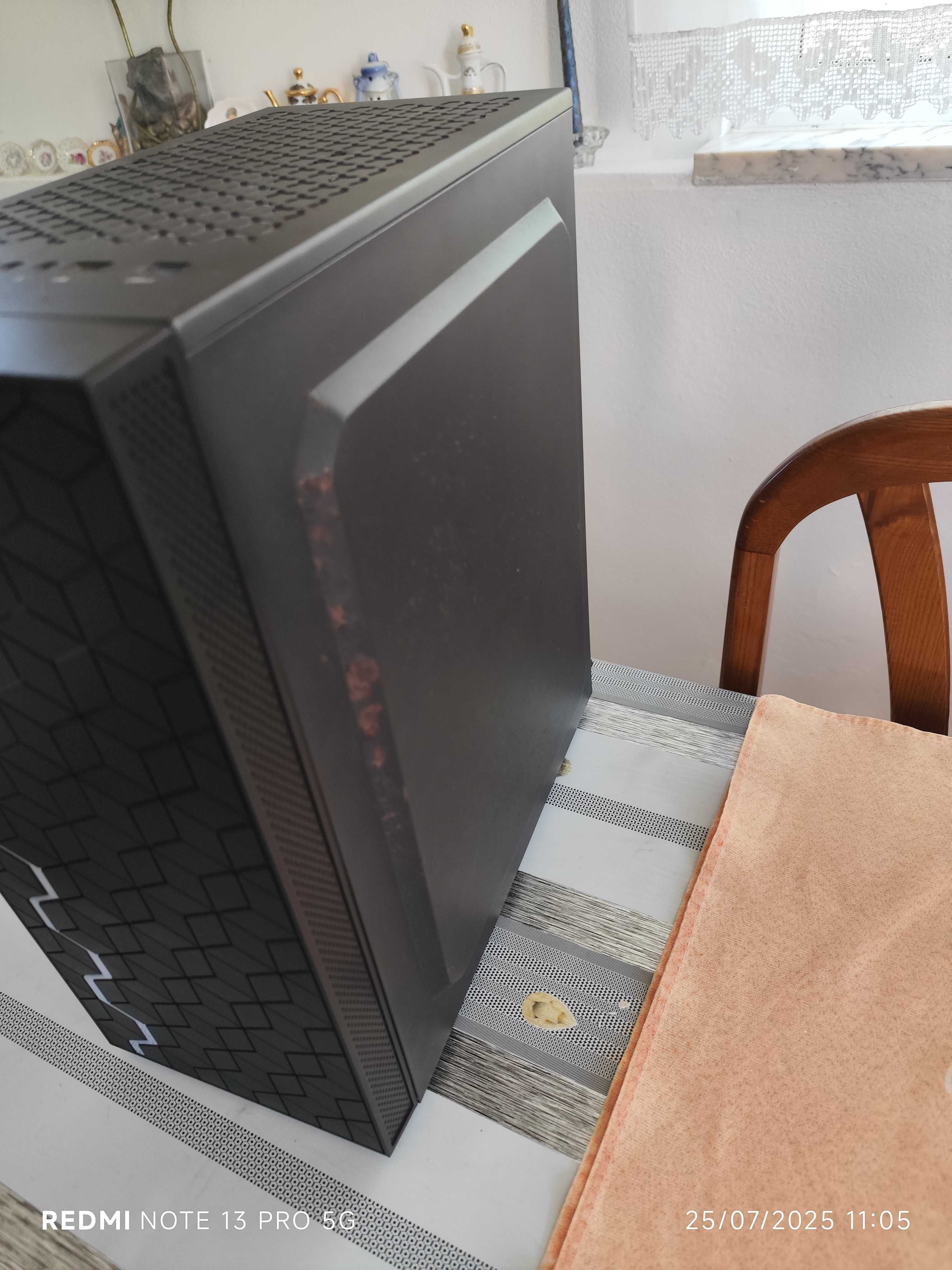 Caixa PC kolink preta