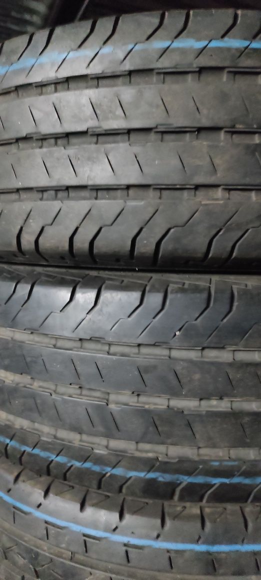 Pneus 215/65r16c Continental  Ocasiao