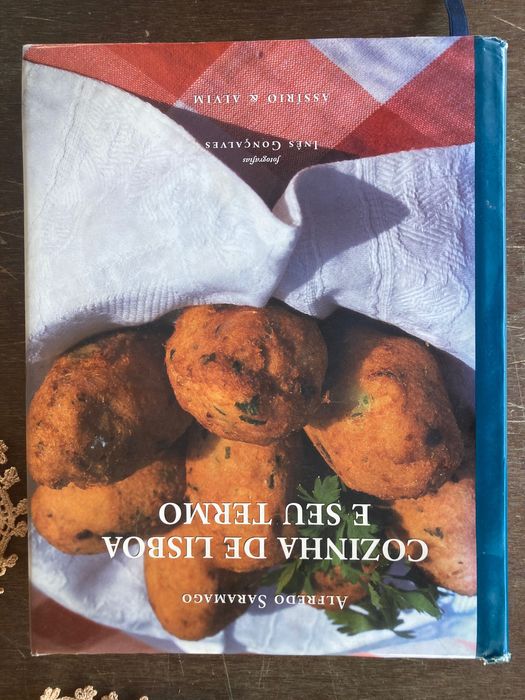 O grande livro de cozinha de Alfredo Saramago