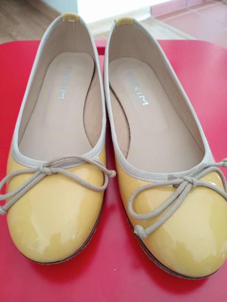 Diversos sapatos em bom estado n° 38