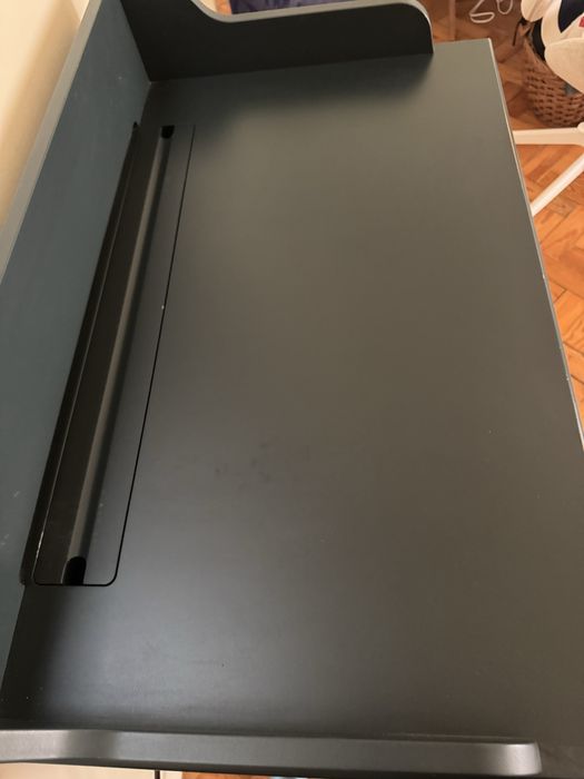 Secretária IKEA Lommarp