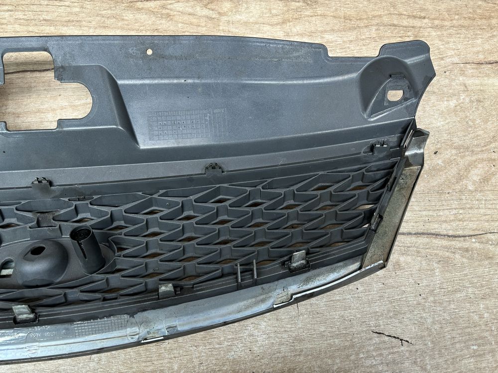 Grill atrapa zderzaka Ford Mondeo MK3 ST