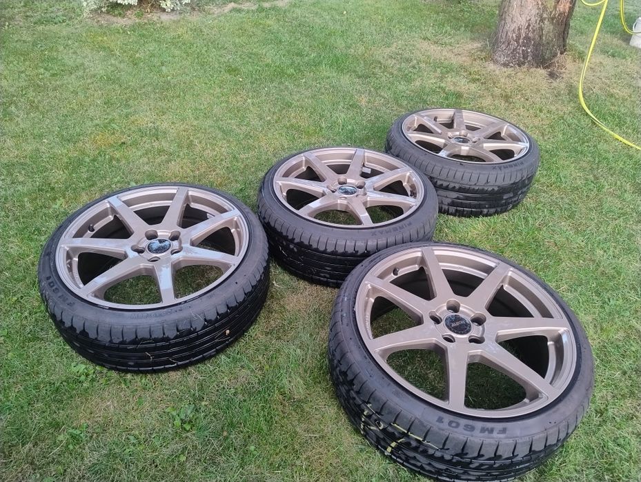 Roczne koła 19 " 5x114.3 et 40 garmany