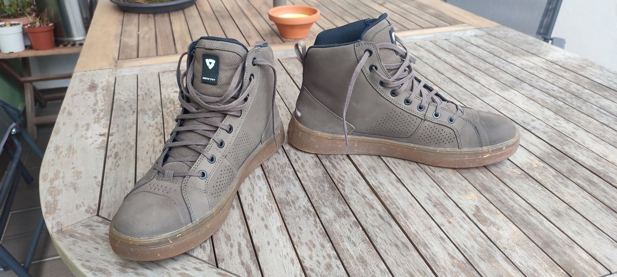 Botas Revit! Arrow novas