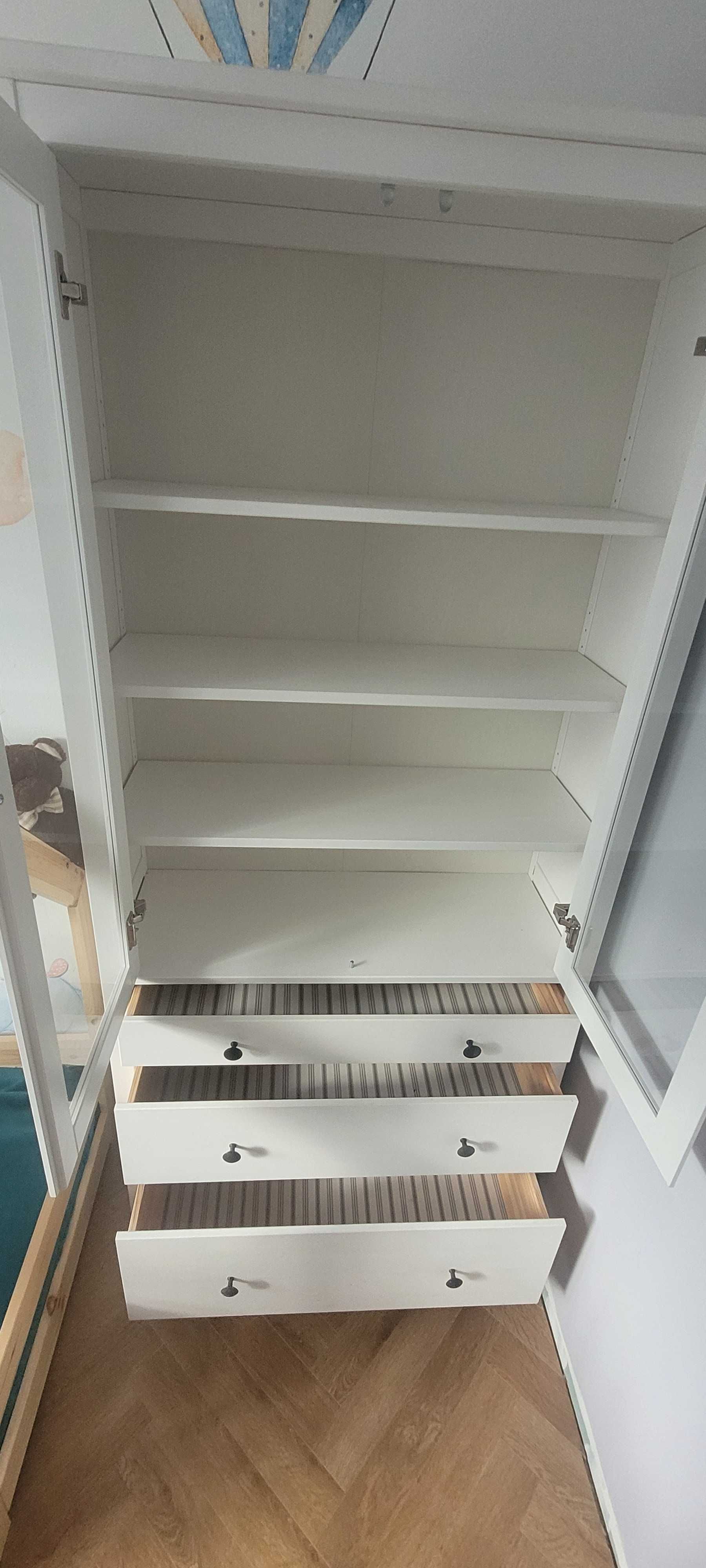 Witryna Hemnes Ikea