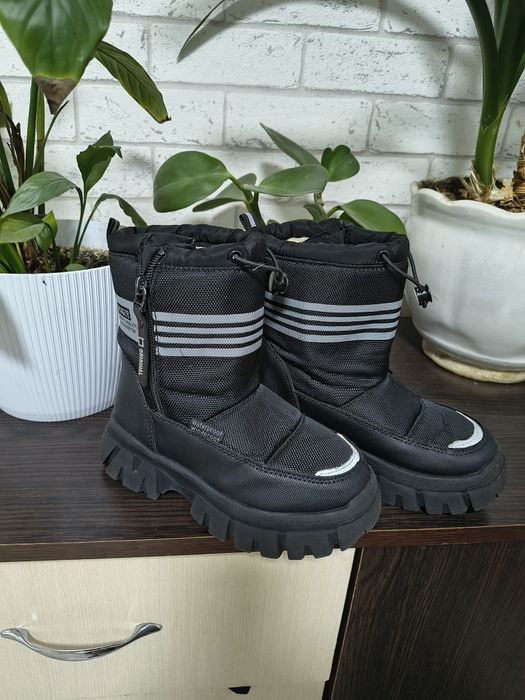 Зимові черевики для хлопчика зимние ботинки