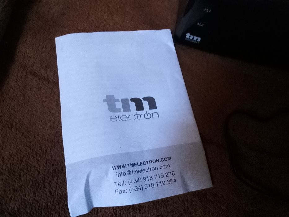 Despertador novo cor preto  tm electon só 8€