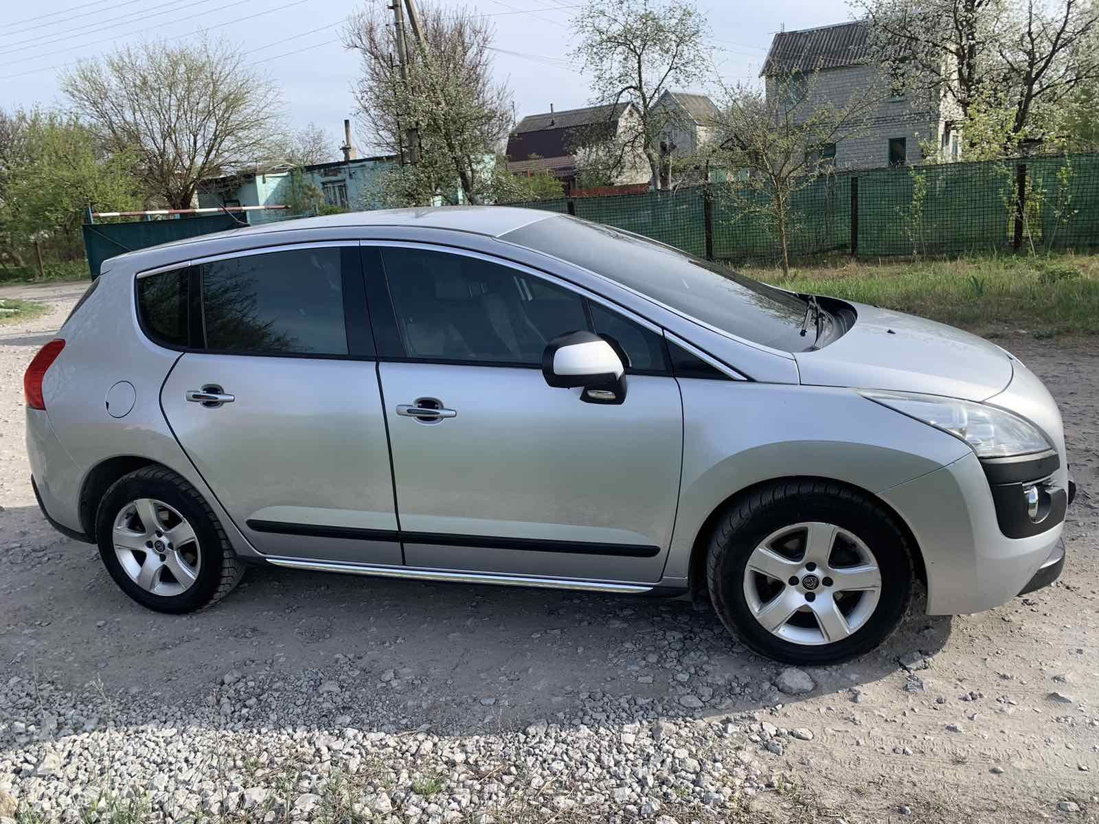 продам Peugeot 3008