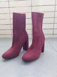 Botas bordô de Salto