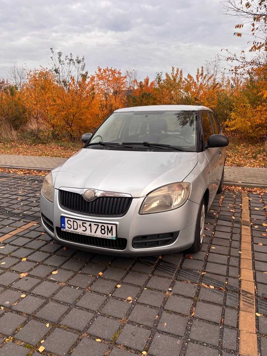 samochód osobowy Skoda Fabia