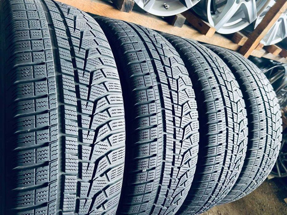 Шини Резина Зимові 215 65 17 Hankook Winter i'Cept Evo2 [3019] 4шт