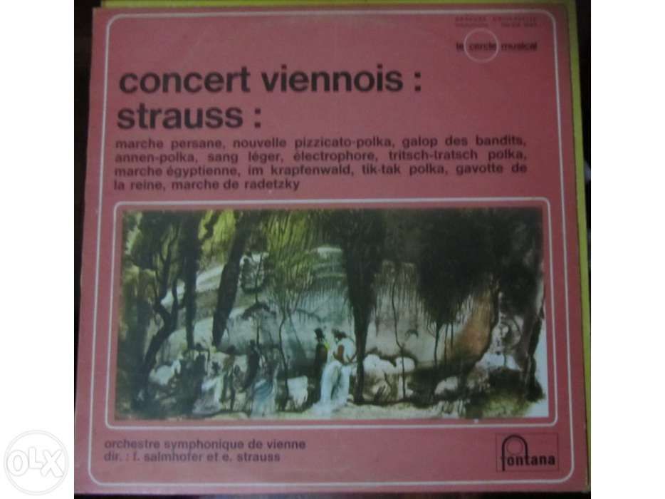 Orchestre Symphonique de Vienne, dirigida por F. Salmhofer e E. Straus