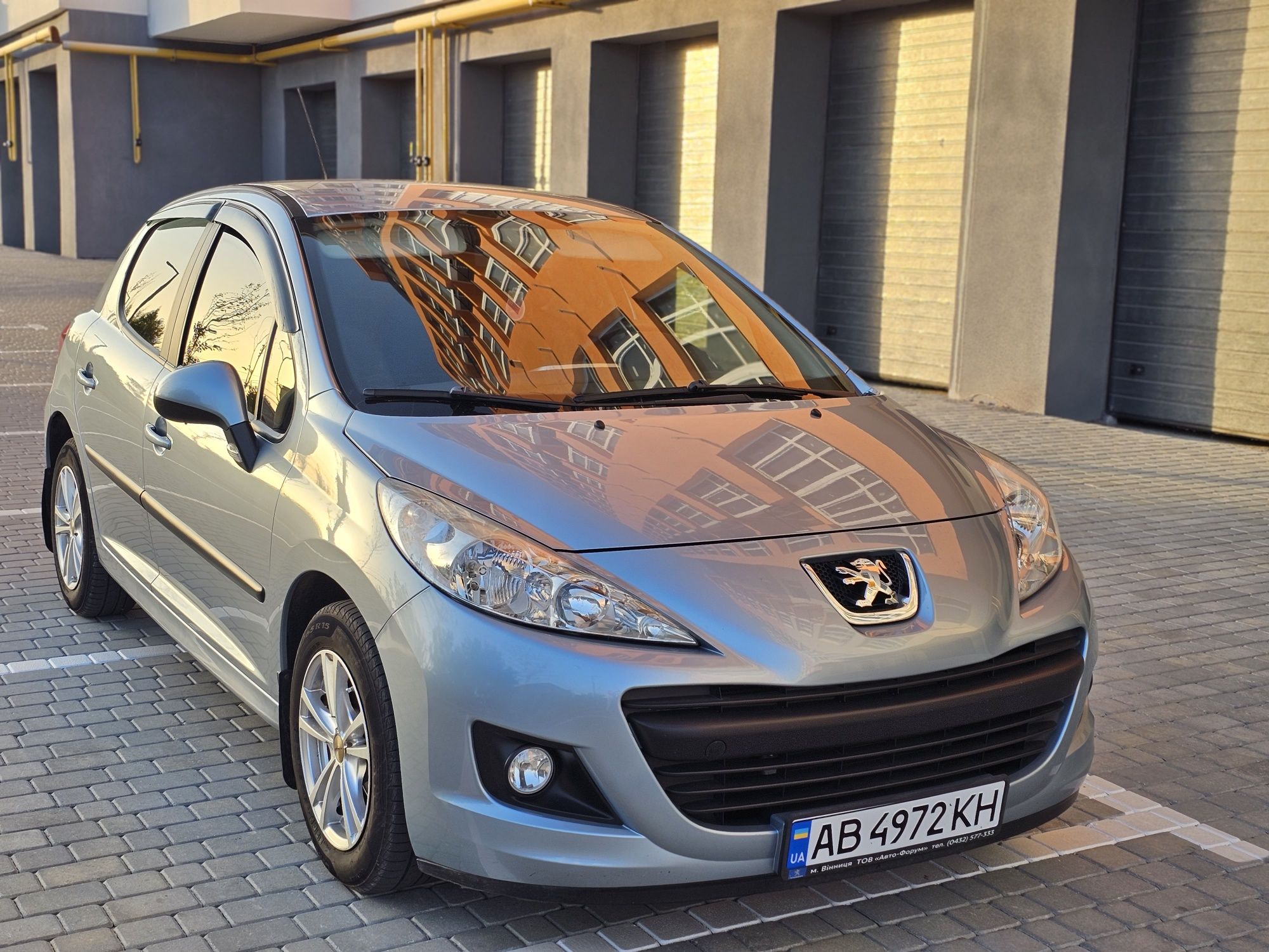 Peugeot 207 - відмінний стан